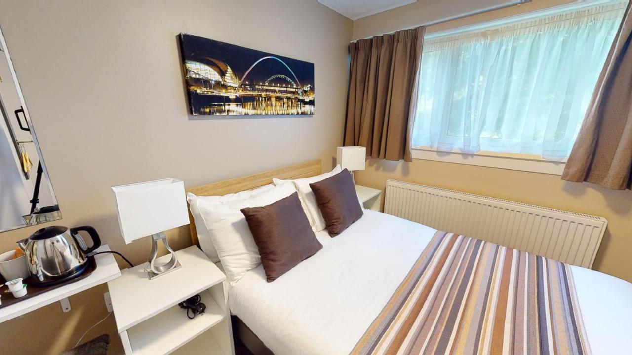 ניוקאסל Grand Hotel Gosforth Park מראה חיצוני תמונה